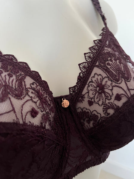 Empreinte Bra in Grenade