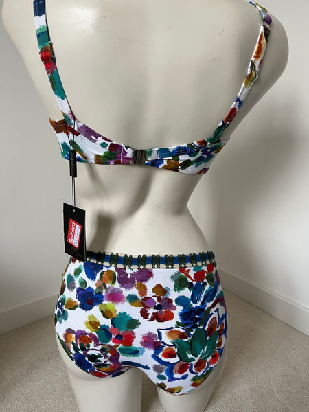 Nuria Ferrer Bikini Set in Eda