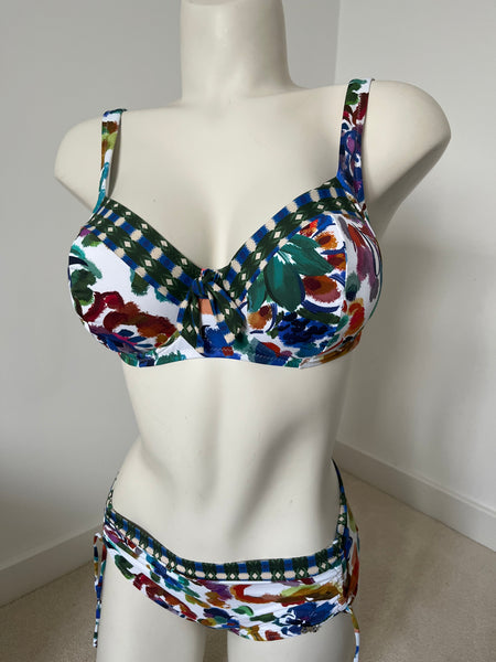 Nuria Ferrer Bikini Set in Eda