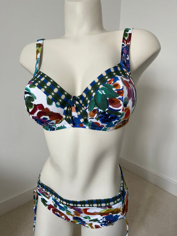 Nuria Ferrer Bikini Set in Eda