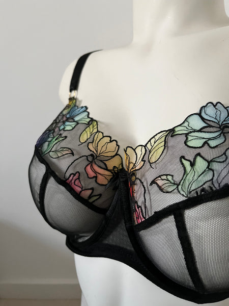 Sculptresse Bra in Eden