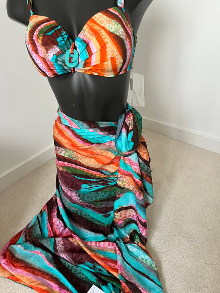 Nuria Ferrer Bandeau Bikini Set in Aquarelle