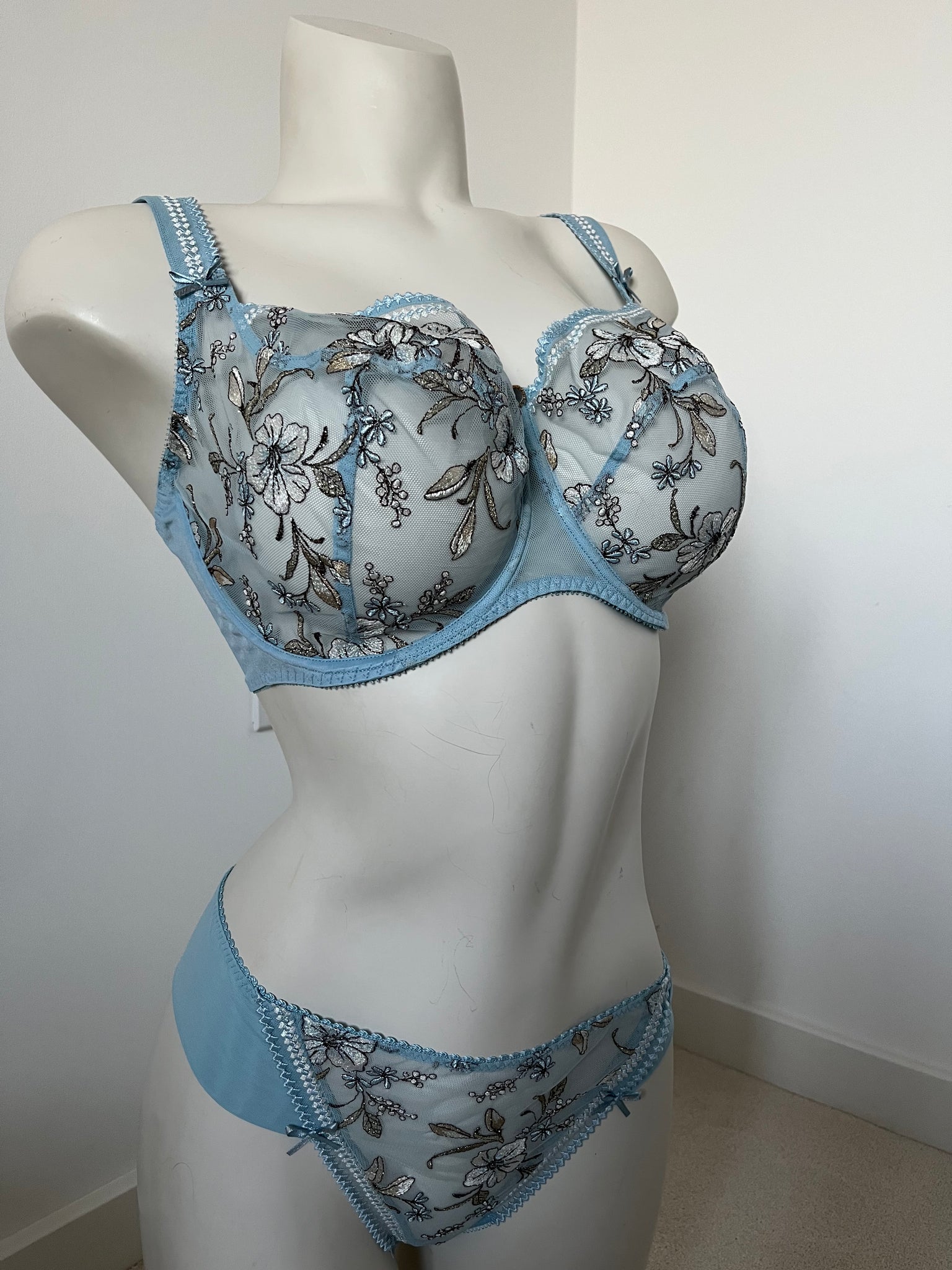 Empreinte Thong in Ciel