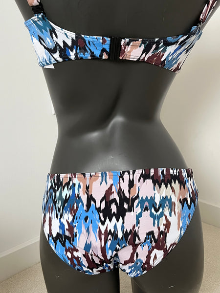 Sunflair Bikini Set in Abstract
