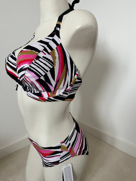 Fantasie Full Cup Bikini Set in Black Boasts