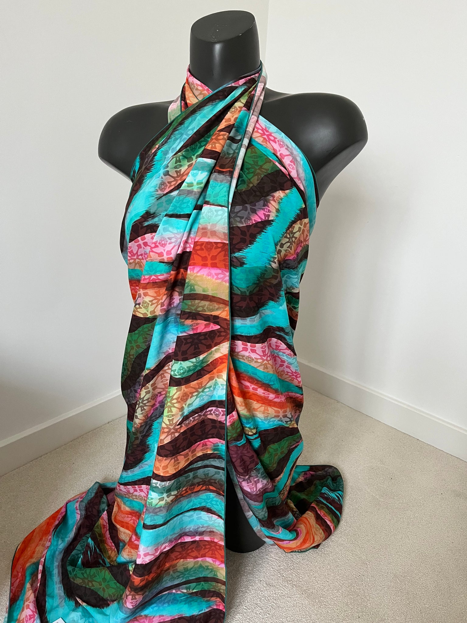 Nuria Ferrer Sarong in Aquarelle