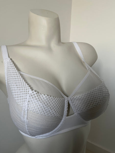 Chantelle Bra in White